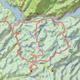 I found may more offroad trails than I expected. The route that goes through the middle was a jeep trail all the way through with some pretty tough areas. I've found that it takes a combination of maps to case an area out before going in to determine the most interesting roads. I completely missed the cutoff that goes in the back way to Scona, but I doubt it was accessable anyway. Still, I plan to verify at a latter date.