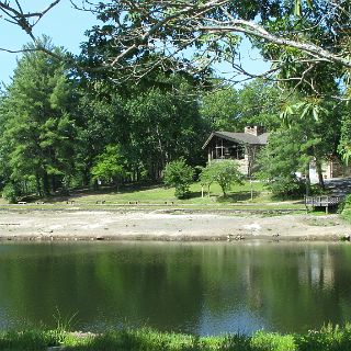 The resturant in Cumberland Mountain SP on Byrd Lake.