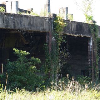 This is located in the CSX yard in Bruceton TN. See map.