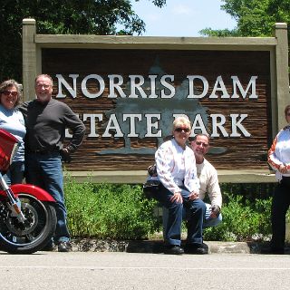 TVA’s first project created Norris Lake amidst the ridges and valleys of eastern Tennessee. This park offers scenic water recreation activities, as well as opportunities to learn more about Appalachian life through the park’s interpretive facilities.