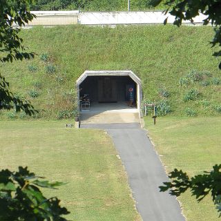 Museum entrance from Saul's mound.