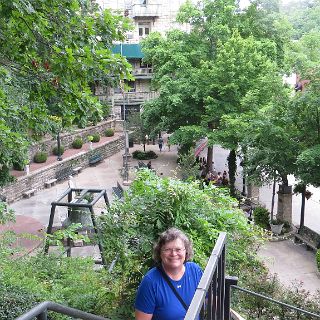 Basin Park  Hotel courtyard