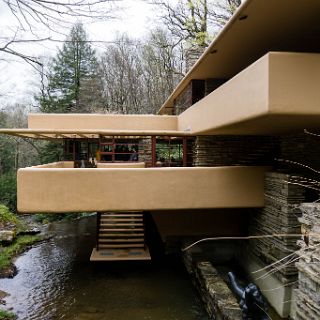 Fallingwater or Kaufmann Residence. A house designed by architect Frank Lloyd Wright in 1935 : Falling Water, PA, Riding