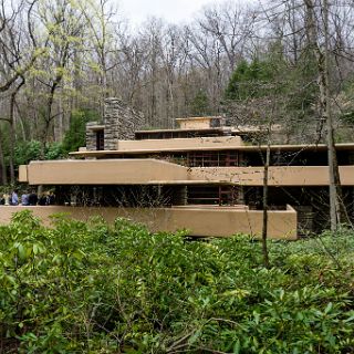 Fallingwater or Kaufmann Residence. A house designed by architect Frank Lloyd Wright in 1935 : Falling Water, PA, Riding