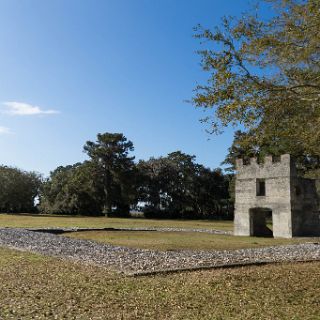 Fort Frederica Natl Monument : Camping, Riding, Touring