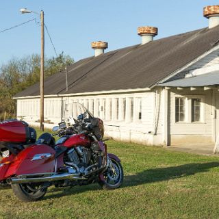 Images along the Georgia salt marshes : Camping, Riding, Touring