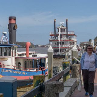 Savannah : Camping, Riding, Susan Jones, Touring