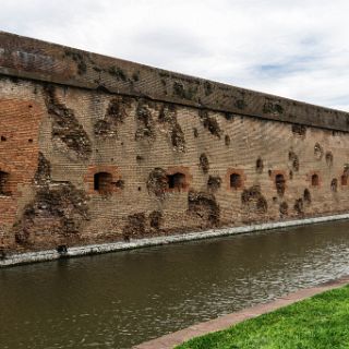 Fort Pulaski National Monument : Camping, Riding, Touring