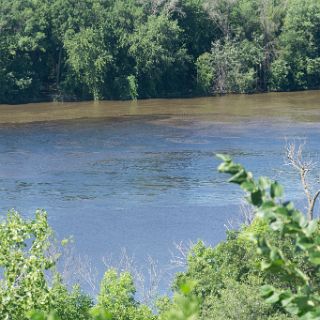 Great River Road Visitor and Learning Center. Prescott WI. St Croix meets the Mississippi : Touring