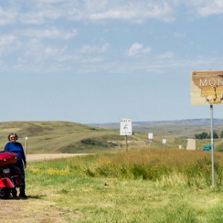 Heading into the BIg Sky country of Montana on Highway 2 : Touring