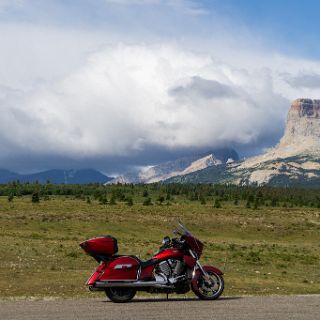 On the Chief Highway (17) on our way to Watrerton, Alberta, CN : Touring