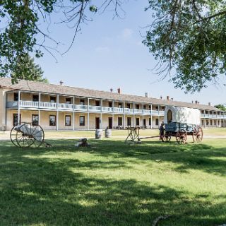 A stop at Fort Laramie going into Nebraska : Touring